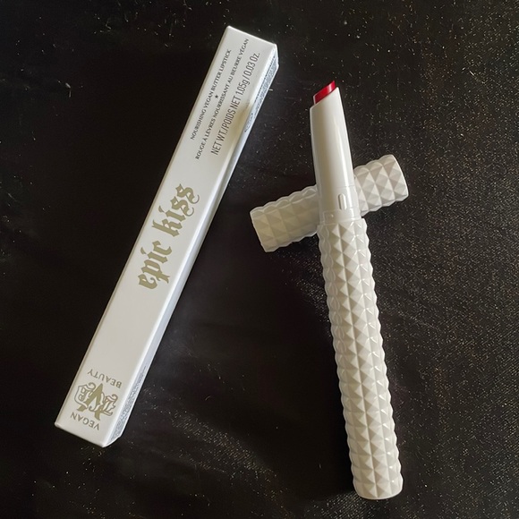 KVD EPIC KISS NOURISHING VEGAN BUTTER LIPSTICK - role breaker - Picture 2 of 7